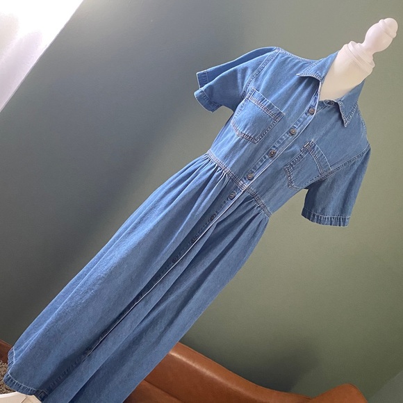Erika & Co Dresses & Skirts - Vintage Erika & Co denim dress